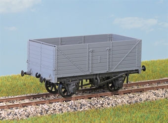 7-plank RCH open wagon - plastic kit