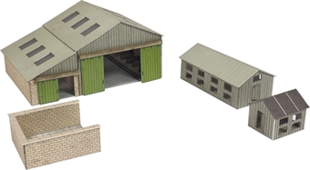 Manor farm buildings - barn, silo pit and hen huts - card kit
