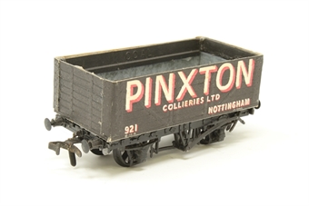 7 Plank Open Coal Wagon 'Pinxton' in Black