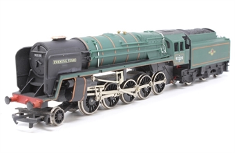 Class 9F 2-10-0 92220 "Evening Star" in BR green with late crest
