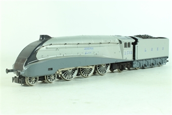 Class A4 4-6-2 'Silver Fox' 2512 in LNER Grey