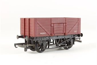 LMS goods wagon 'M2313' with drop doors (brown)
