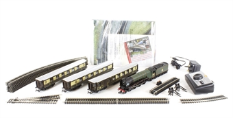 Tornado Pullman Express train set with Class A1 4-6-2 60163 'Tornado' & 3 Pullman cars