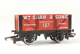 5-plank open wagon in red - Wm William Shaw  & Sons Huddersfield - 137