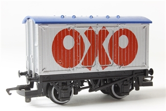 Oxo Closed Van