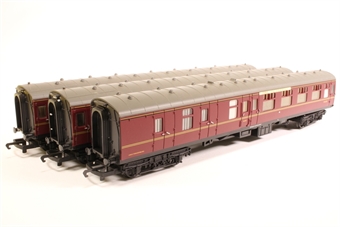 Pack of Three Mk.1 Coaches in BR Maroon, with 'The Caledonian' Nameplates - separated from train pack