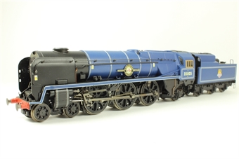 Class 8P 'Merchant Navy' 4-6-2 35005 "Canadian Pacific" in BR blue - as preserved