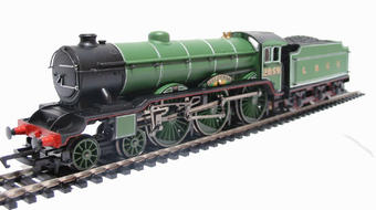 Class B17 4-6-0 2859 "Norwich City" in LNER Green