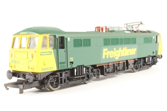 Class 86 86631 in Freightliner green livery