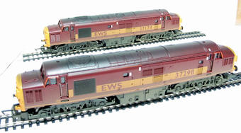 Class 37 Double Pack 37057 (powered) & 37042 (dummy) in EWS Livery - Weathered