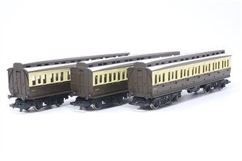 Pack of 3 Clerestory coaches - Split from R2560 Set