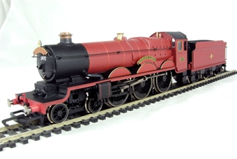 Castle Class 4-6-0 'Hogwarts Castle' 5972 in Red - from 'Harry Potter & the Order of the Phoenix'