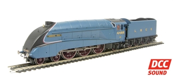 Class A4 4-6-2 4466 "Herring Gull" in LNER Blue (DCC Sound fitted)