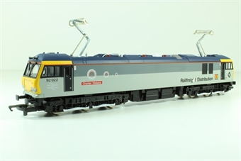 Class 92 92009 "Elgar" in Railfreight Distribution livery