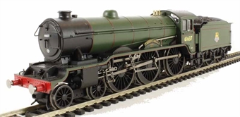 Class B17/2 Sandringham 4-6-0 61637 'Thorpe Hall' in BR Green with early crest DCC Fitted