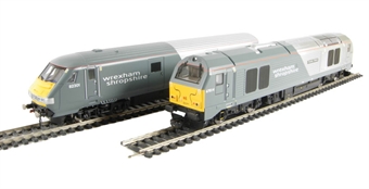 Wrexham & Shropshire train pack with Class 67 67014 & DVT 82301 in WSMR Grey and Silver livery