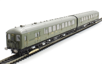 Class 401 2-BIL 2 car EMU in SR green