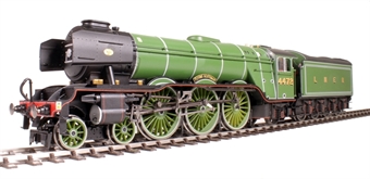 Class A3 4-6-2 4472 "Flying Scotsman" in LNER Green - NRM Special Edition