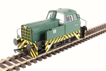 4-wheel Sentinel 4wDH 19 in green with chevrons