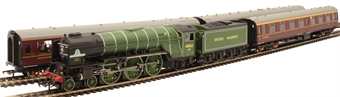 The Aberdonian Railtour train pack with Class A1 4-6-2 60163 'Tornado' in LNER apple green with British Railways lettering and 3 Mk1 coaches