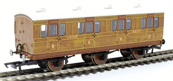 6 wheel 1st 4172 in LNER teak