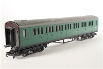 BR Green Composite Coach No.S5520S (Southern Region)