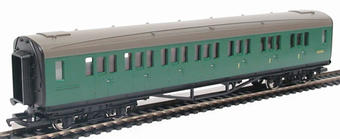 BR (SR) Olive green composite coach