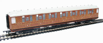 Gresley 61ft corridor 1st class coach 22356 in LNER teak