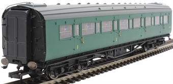 Maunsell composite corridor in BR green - S5145S