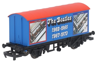 The Beatles '1962 - 1966 & 1967 - 1970' box van