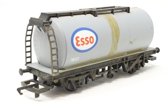 TTA Tank Wagon in Esso Grey - 7832