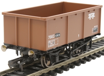 MSV 27 ton iron ore tippler 7663 in BR bauxite