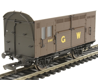N13 Horse Box 540 in GWR brown