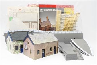 TrackMat accessory building pack 2 - Country Station and Railway Cottages