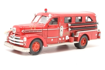 Seagrave sedan pumper - 'Detroit Fire Department'