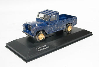 Land Rover in weathered blue (Hidden Treasures). Non limited
