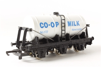 6 Wheel Tank Wagon - 'Co-op Milk'