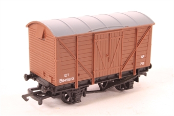 Wrenn Range 12T Vent Van in BR Brown