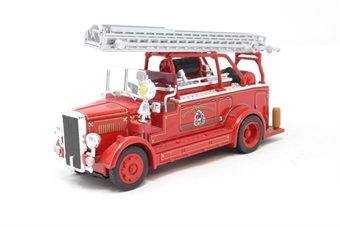 1936 Leyland Cub open top ladder truck