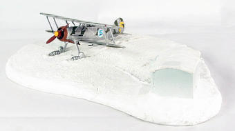 Gloster J-8A Gladiator with Ski's and Diorama