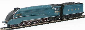 Class A4 4-6-2 4902 "Seagull" in LNER blue - Live Steam powered