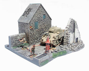 Set 1 US M4A3 Sherman, 741st Tank Battalion, three GI figures and diorama base "D-Day Surrender"