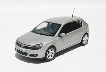Vauxhall Astra in silver star. Non limited