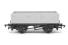 5 plank wagon in light grey - undecorated