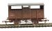4-wheel cattle wagon in BR bauxite - B893375 - weathered