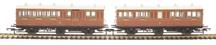Pack of 4 coaches (4BT, 6CL, 4T, 6BT) in LBSCR umber - with working lighting