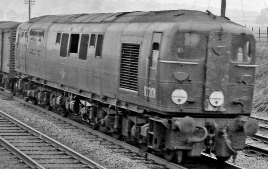 Class D16/2 SR Bulleid diesel prototypes Profile and Models - Hattons ...