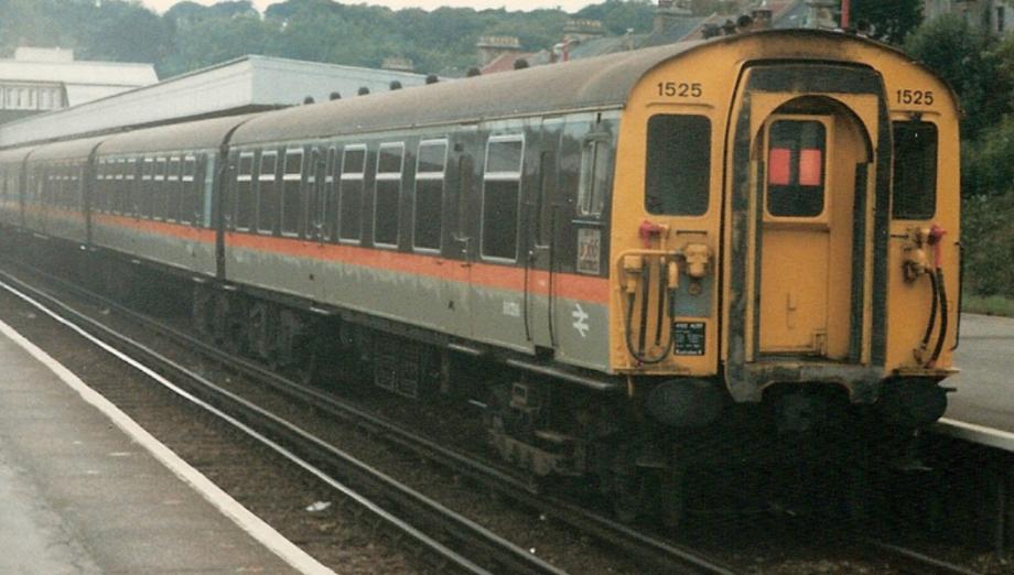 4-CEP 1525 at Hastings in September 1986. ©Michael Day