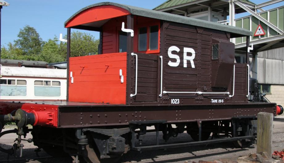 SR Pill Box brake van