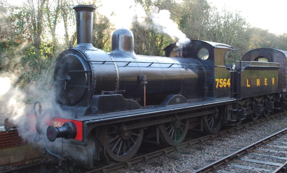 7564 at Oldland Common on the Avon Valley Railway in January 2013. ©Hugh Llewelyn